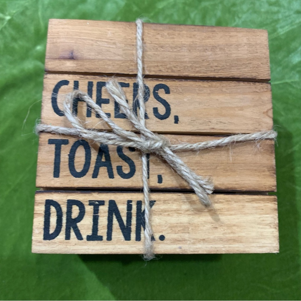 Mud Pie set of 4 Distressed Wood mini Pallet drink Coasters